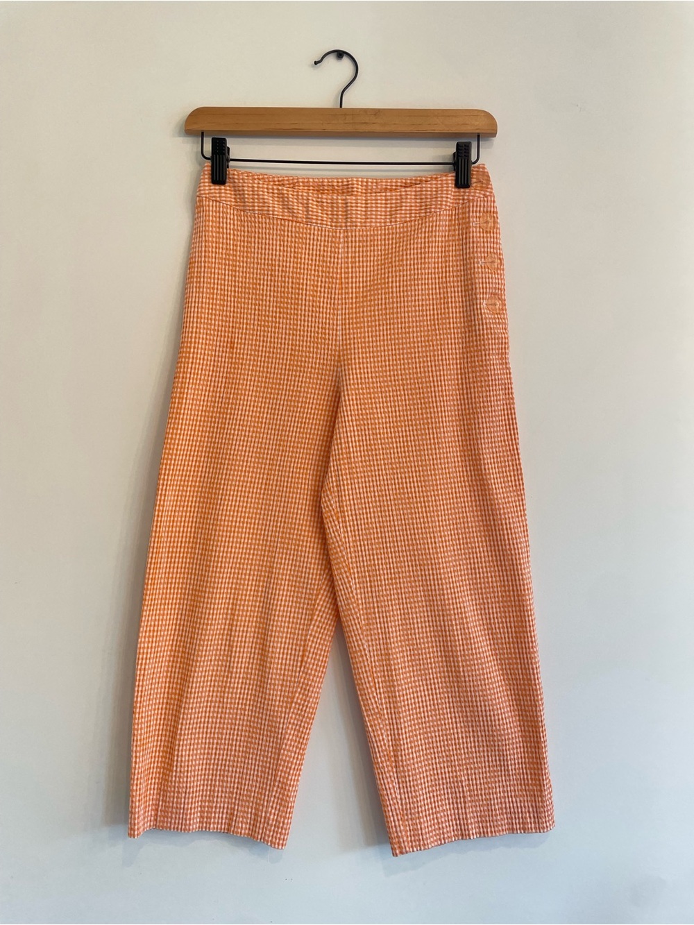 Vintage Peaches & Cream Gingham Capris